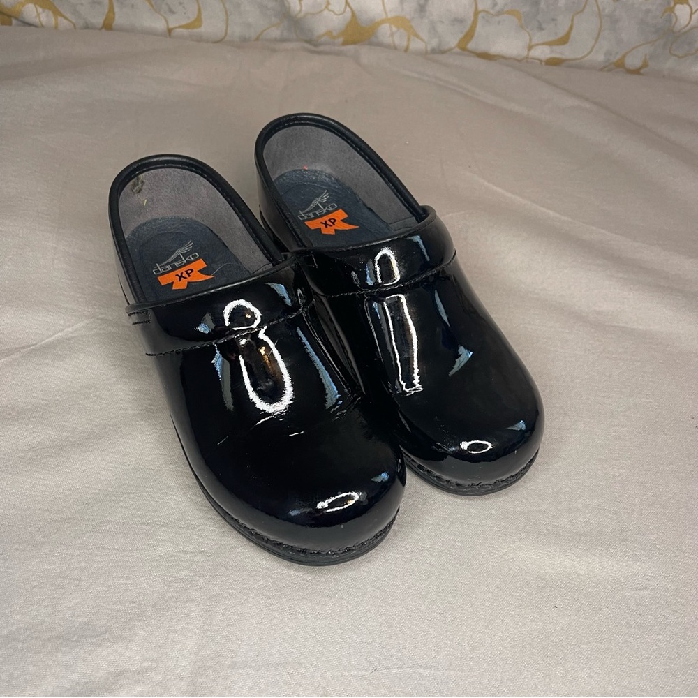 Dansko XP Women's Professional Black Clogs Size 35